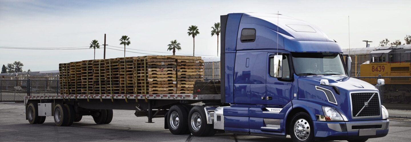 From flatbed to reefer—the 4 equipment types you can run with Uber Freight