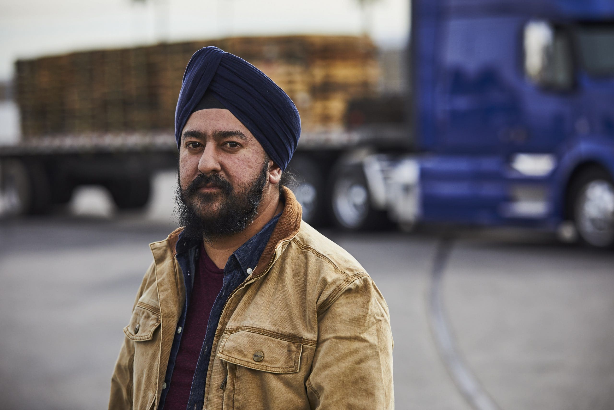 Un propriétaire de flotte sikh qui veut prendre pied dans le transport routier