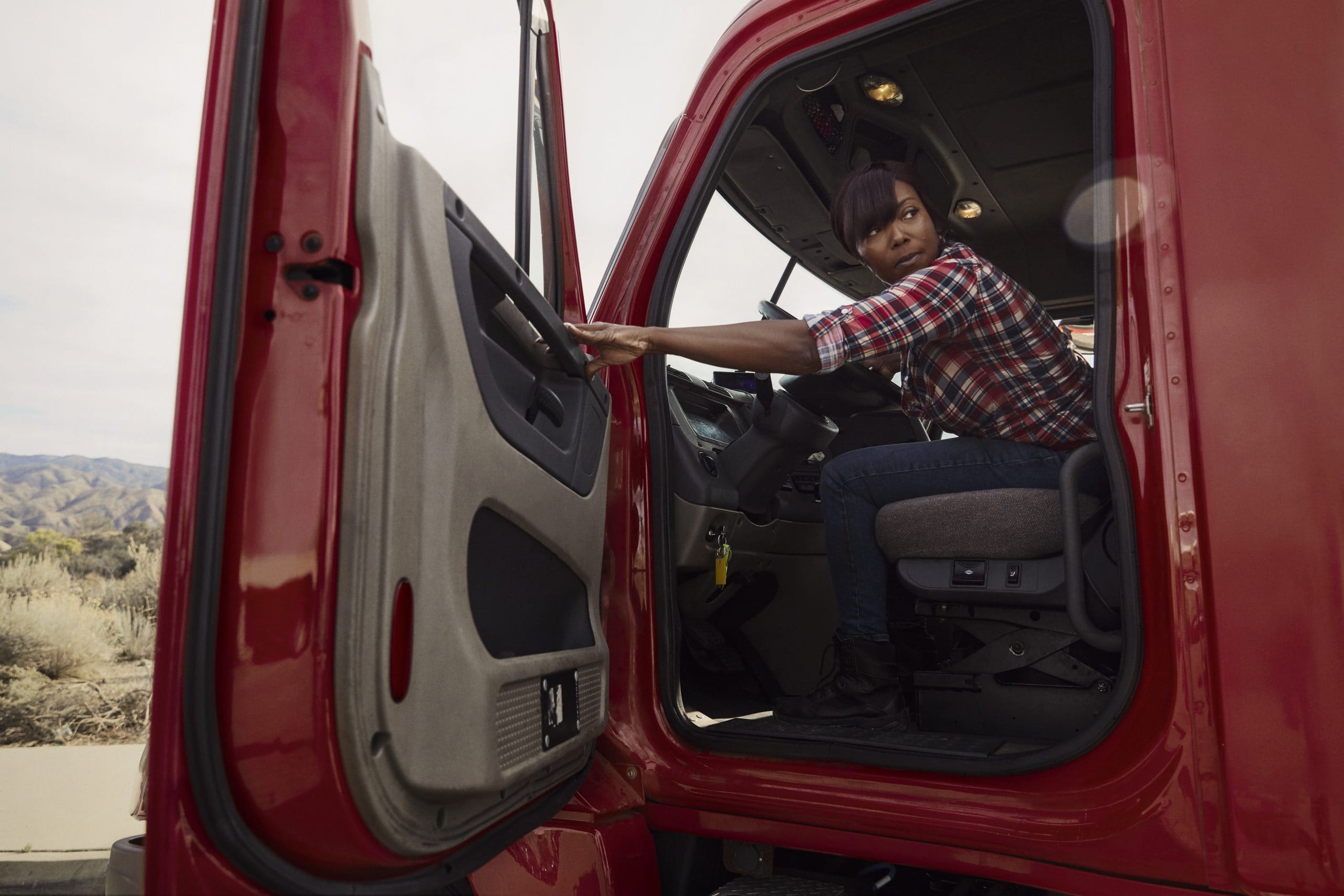 6 mujeres cuentan cómo encontraron nuevas carreras en el transporte por carretera